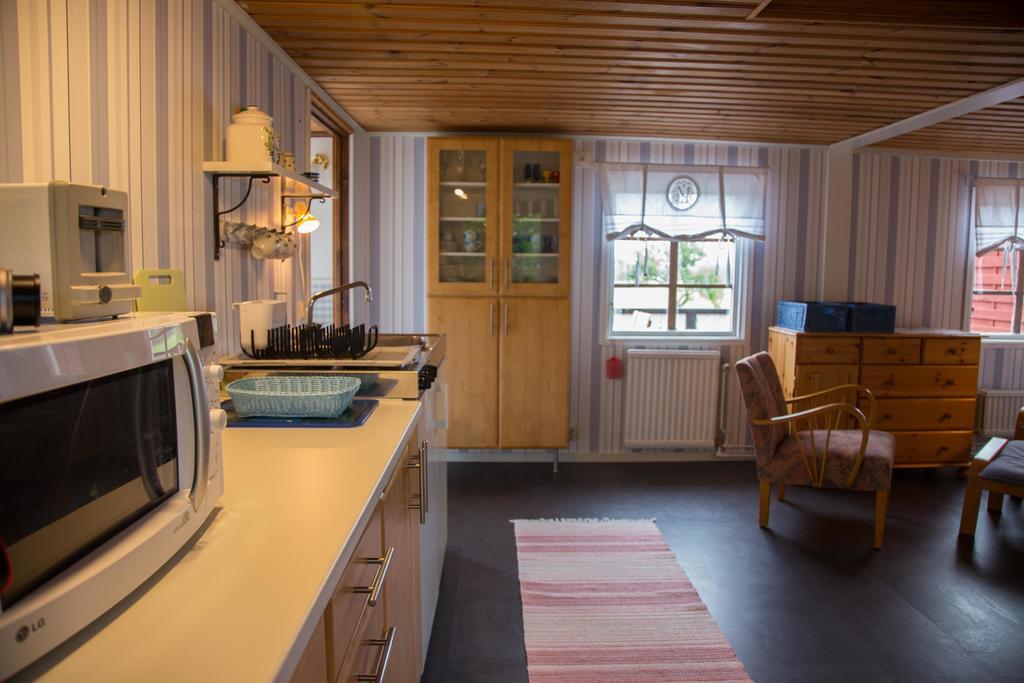 Lantluft Hotel Gullholma Esterno foto